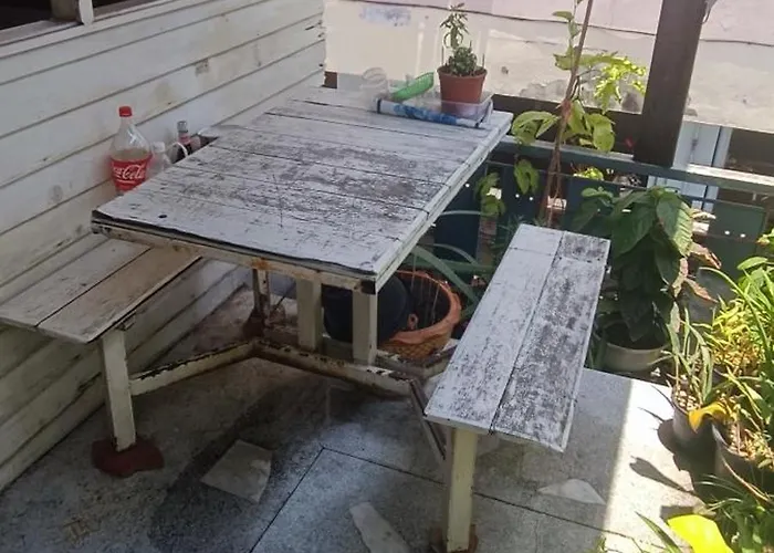 Apartment 108 Quiet And Fan With Full Amenities Free Wi-fi *
